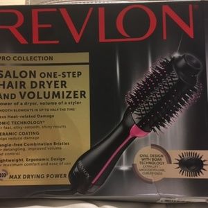 NEW Revlon   hairdryer blow brush